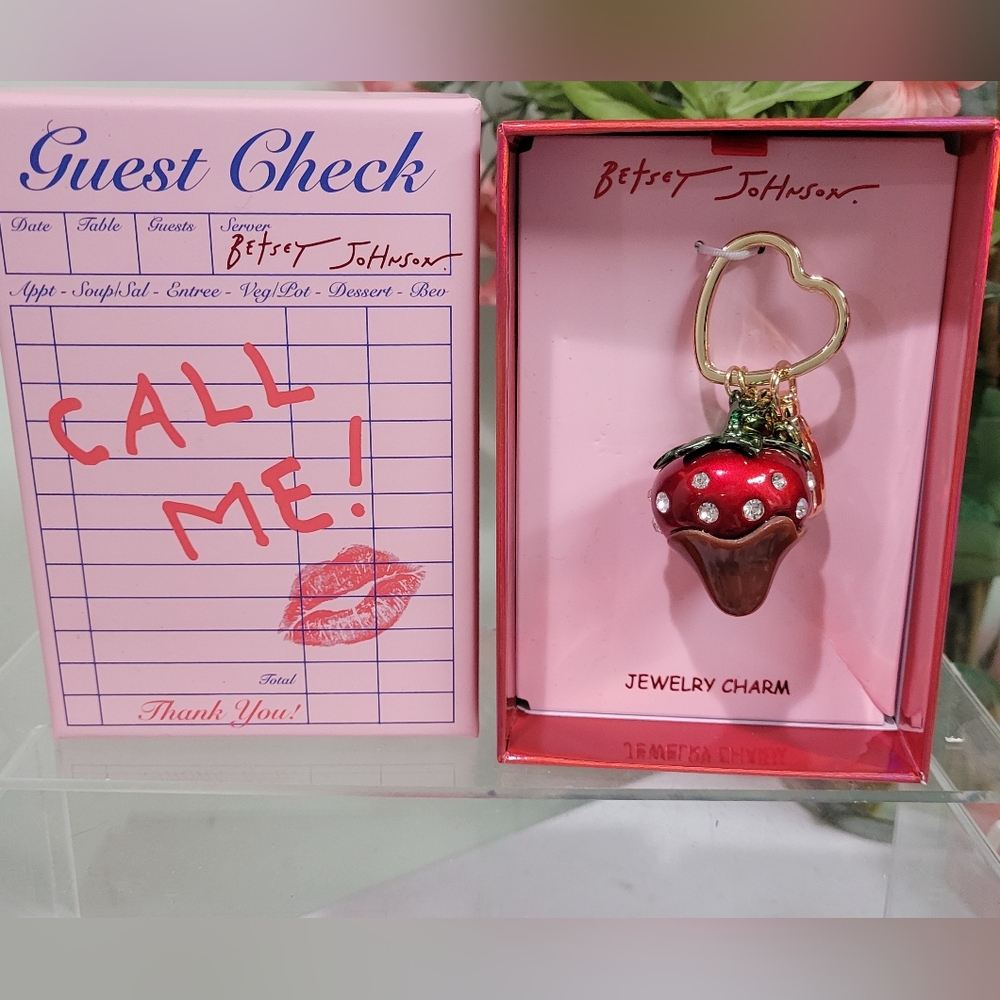 BETSEY JOHNSON LUSCIOUS STRAWBERRY BLING BAG CHARM KEYCHAIN - Picture 2 of 5